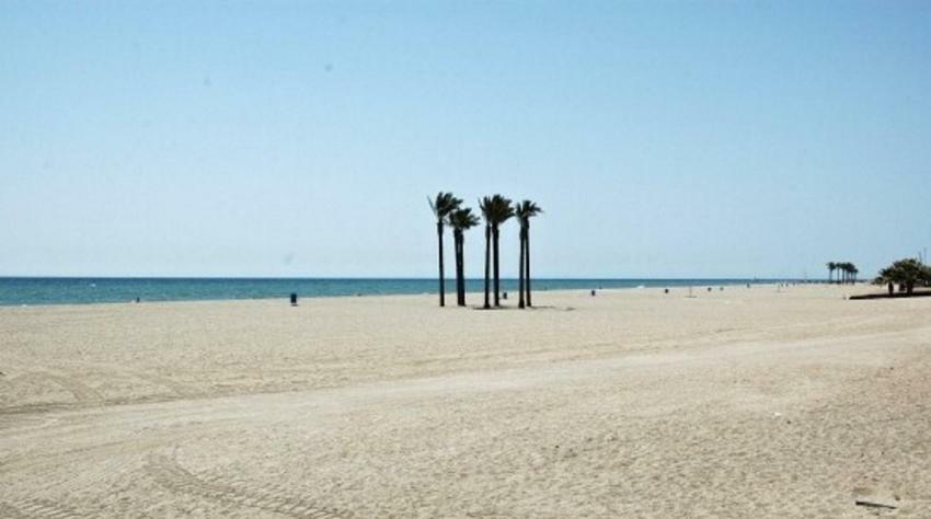 One-Bedroom Flat 200M From The Beach Almería Eksteriør billede