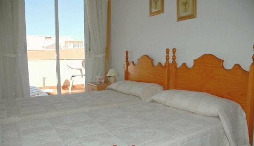 One-Bedroom Flat 200M From The Beach Almería Eksteriør billede